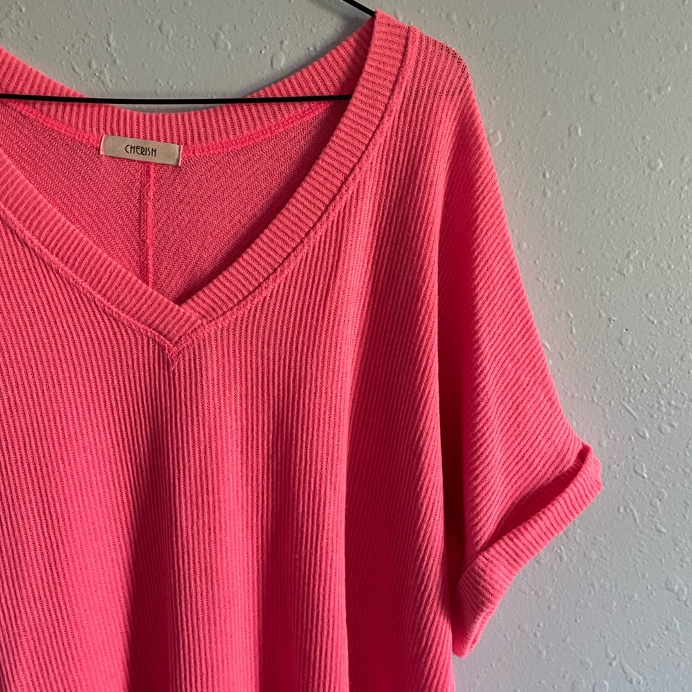 Neon pink oversized top - Picture 2 of 5